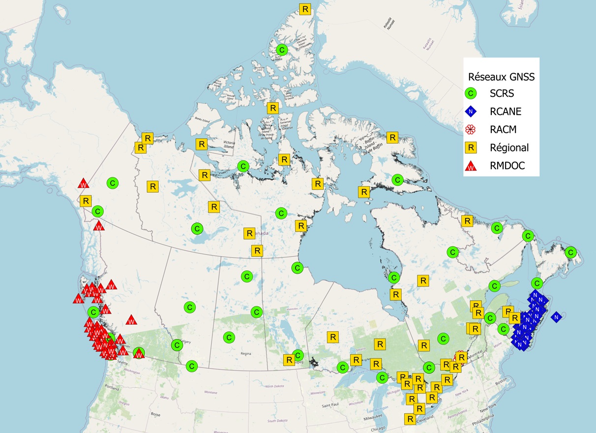 Carte indiquant les stations de contrôle actif GNSS exploitées par les LGC (jaune et vert) ou dont les données sont traitées et rendues accessibles par les LGC (rouge et bleu).