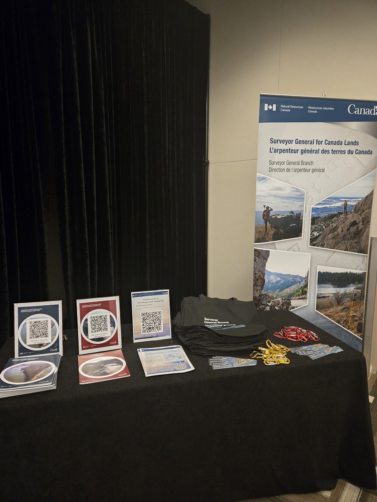 Exposition lors de la séance sur le Registre de gouvernance des terres des Premières Nations tenue à Grey Eagle, sur le territoire de la Nation Tsuut'ina (Calgary), les 5 et 6 février 2025.